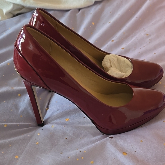 Michael Kors Women's Burgundy Pumps - Picture 4 of 5
